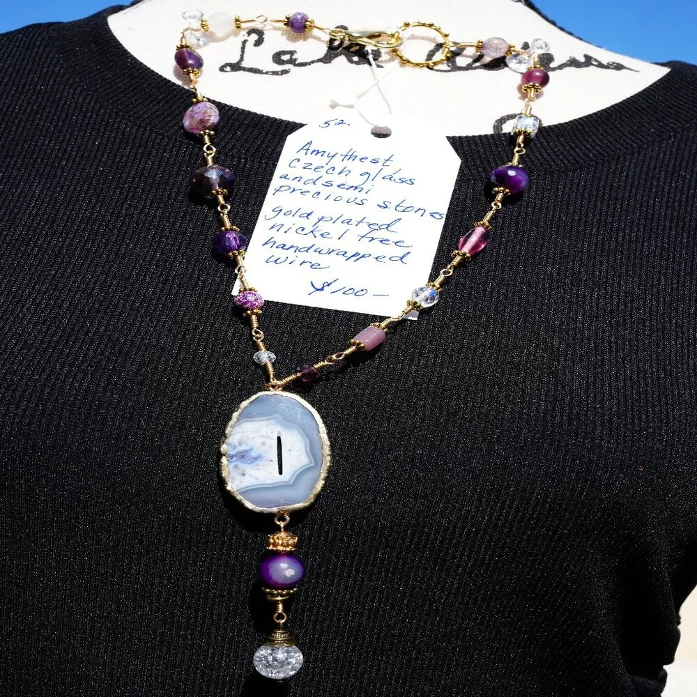 Hand crafted necklace - Picture 1 of 1